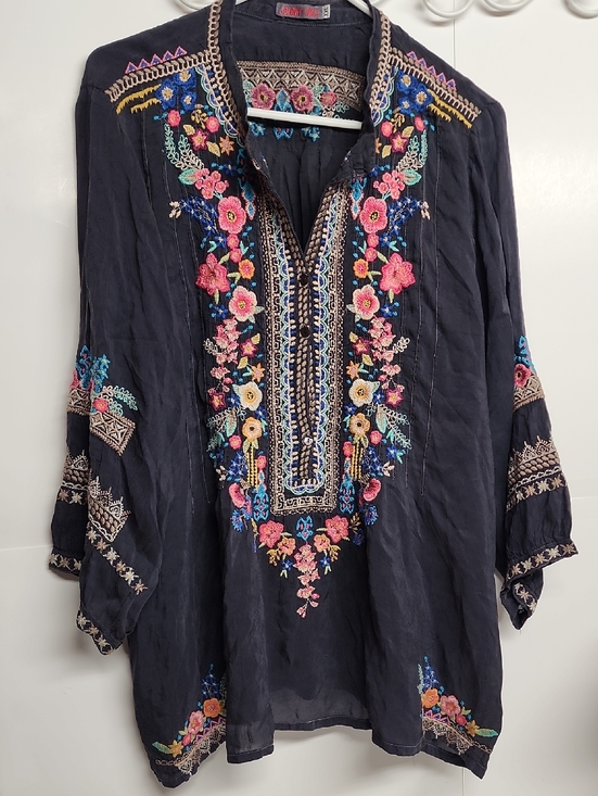 Johnny Was Tops - Johnny Was Black Tunic with Multicolor Floral Embroidery Size XXL Boho Feminine